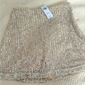 NWT Abercrombie & Fitch silver sequin mini skirt, built in shorts. Eras tour!